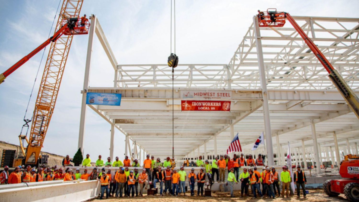 Toyota and LG Energy Solution (LGES) will work together to supply lithium-ion batteries for use in the Japanese automaker's electric vehicles produced in the United States.