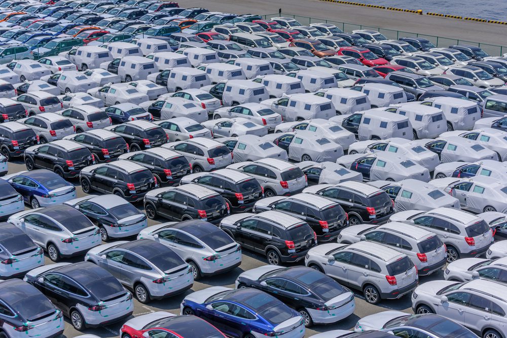 New and used vehicle inventory held steady over the course of December but shifted slightly in response to unexpectedly high sales.