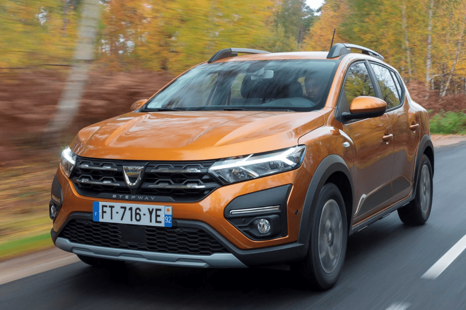 Stellantis leadership has dismissed rumors of a potential consolidation with automaker Renault following the withdrawal of Ampere's IPO.