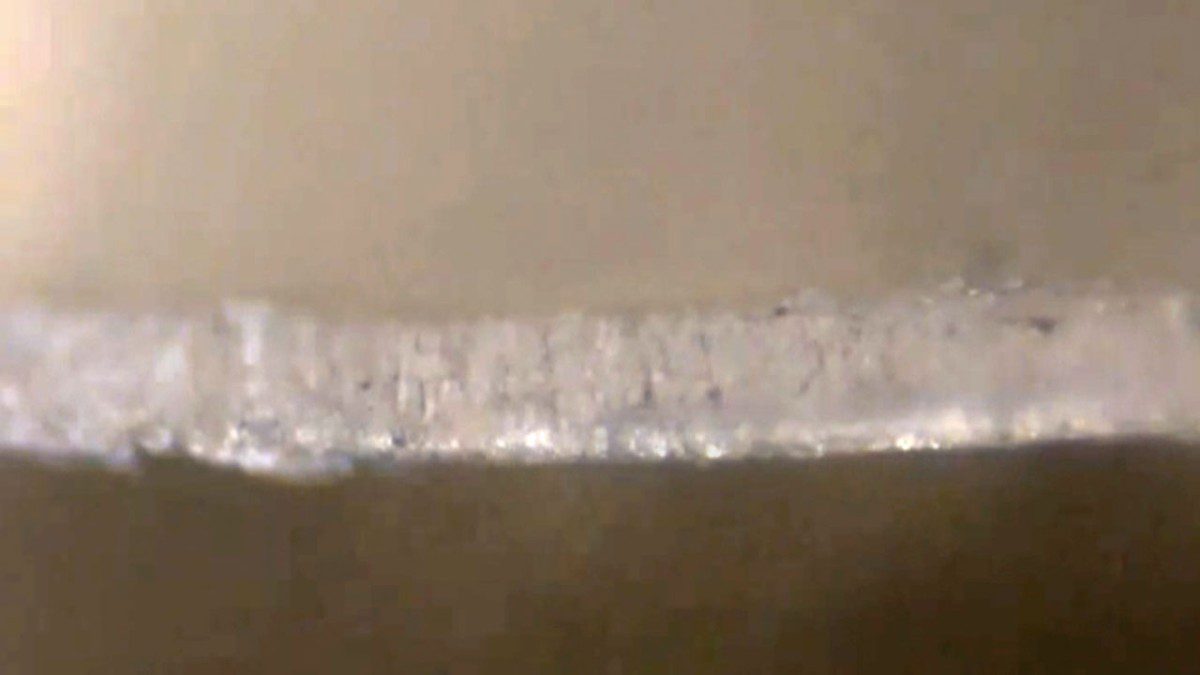 A group of engineers at Cornell University has developed a new type of lithium battery that can be charged in under five minutes.