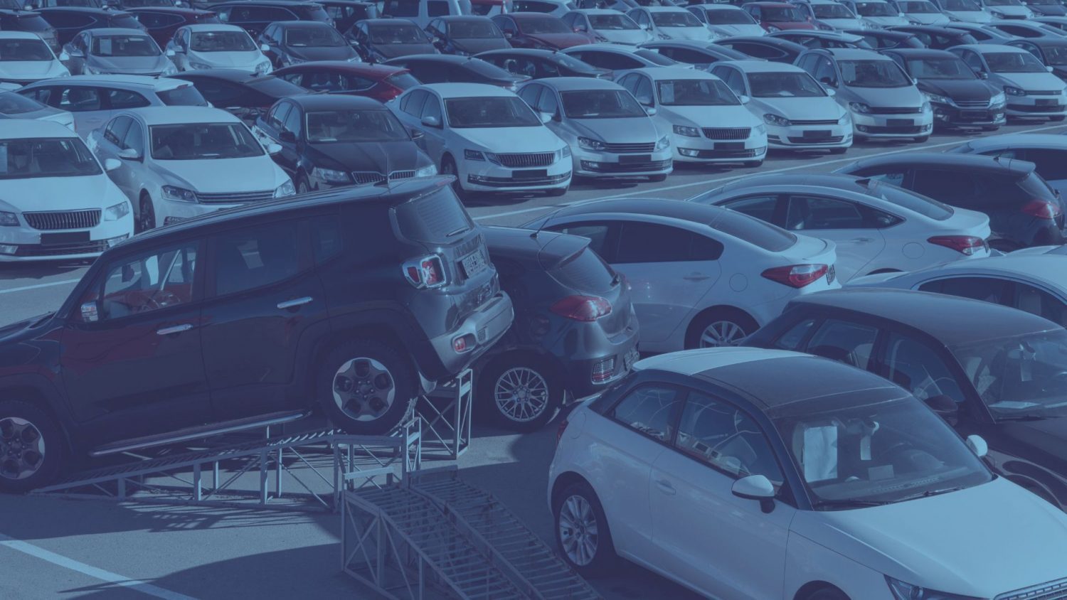 Wholesale used-vehicle prices declined in the first half of February, with the Manheim Used Vehicle Value Index falling to 203.3.