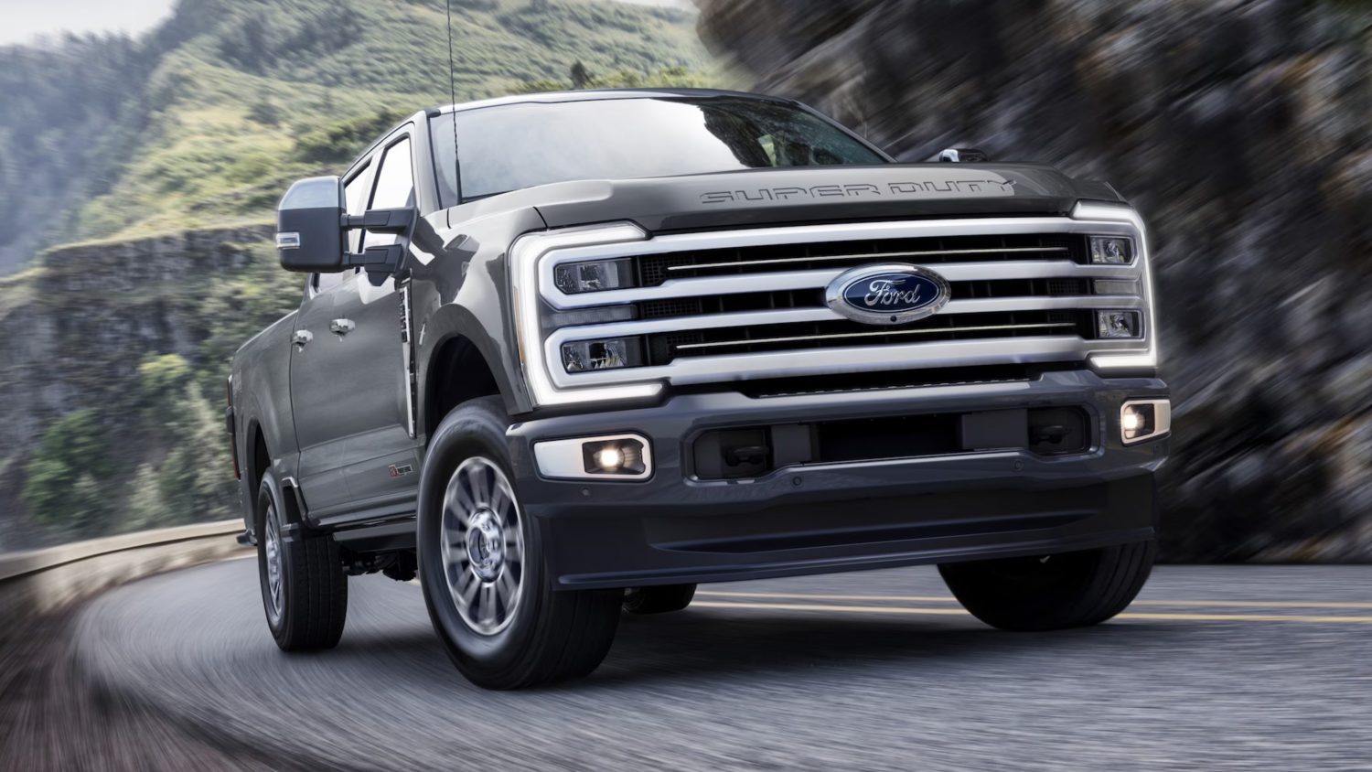 Ford debuts Platinum Plus program with concierge service, luxury perks, and premium maintenance for $100K+ Super Duty truck buyers.