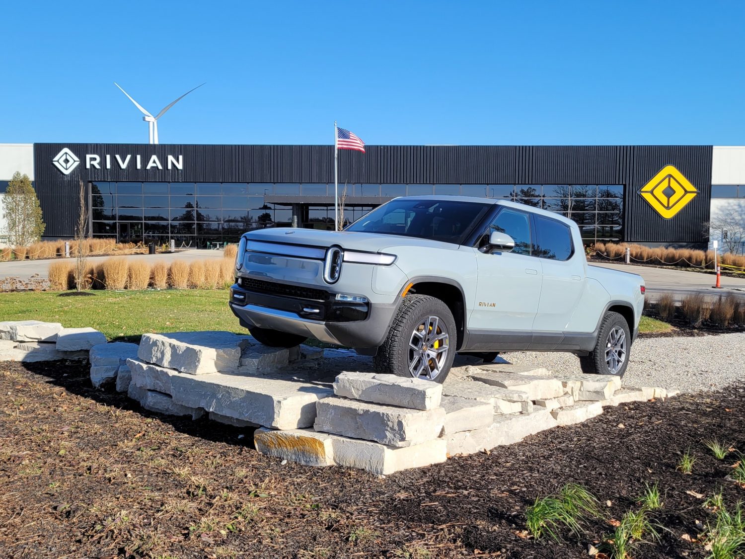 Rivian is offering up to $13,500 in savings on its R1T and R1S models after reporting a 36% year-over-year decline in Q1 sales.