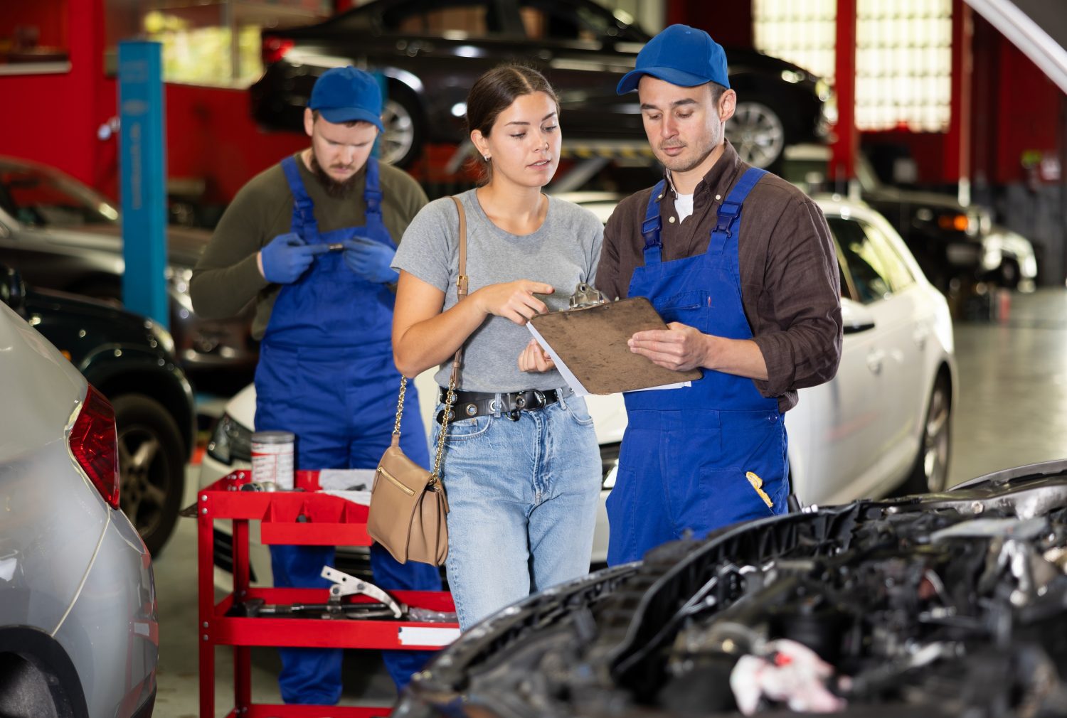 The modern fixed operations leader isn't just managing technicians and advisors—they're managing informaton, in real-time.