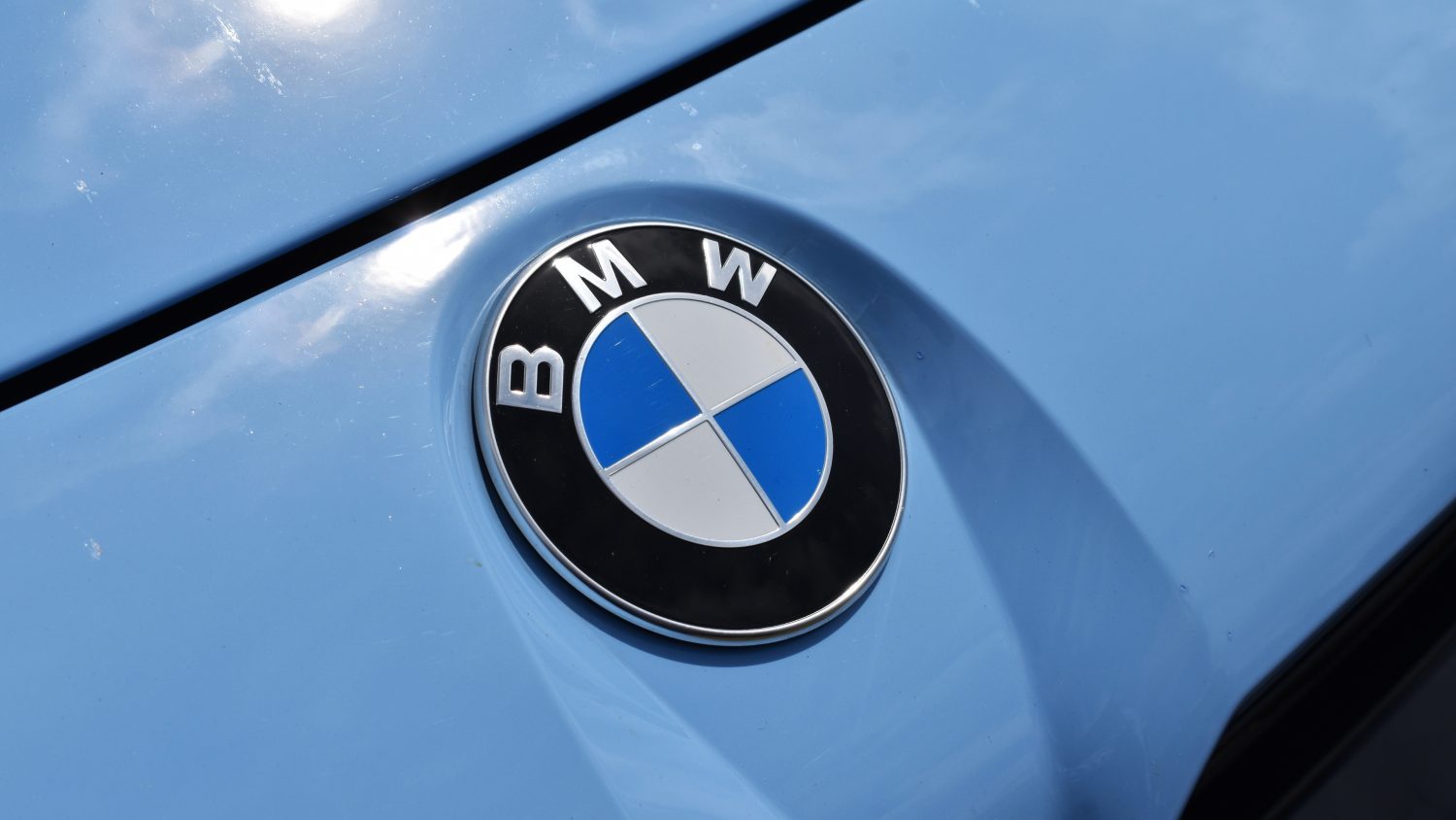 BMW recalls 196,355 U.S. vehicles due to engine starter defect that may overheat and cause a fire.