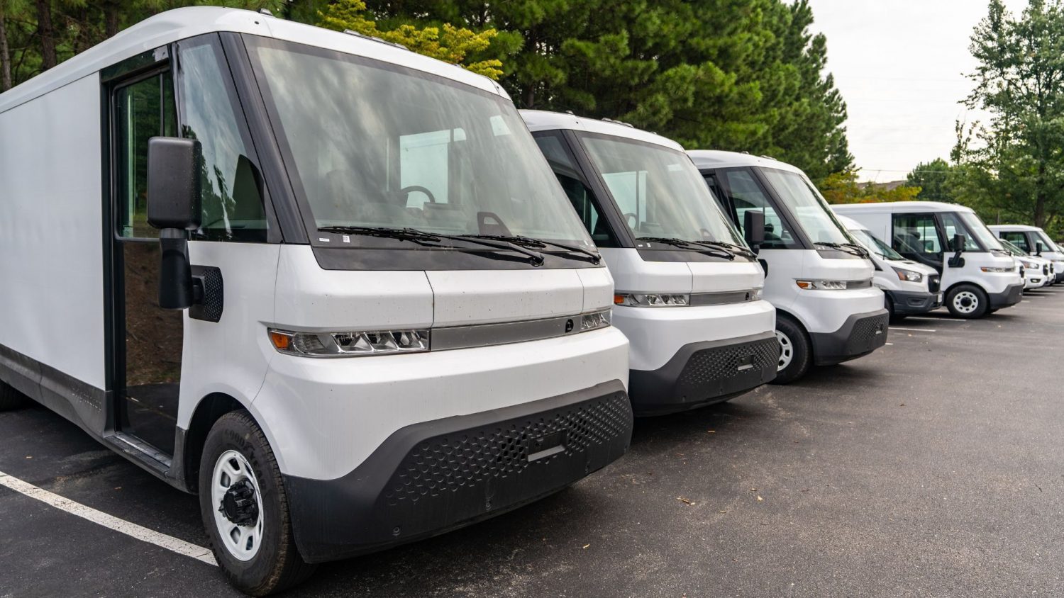 Amazon.com is quietly testing General Motor’s BrightDrop electric delivery vans, expanding its evaluation of vehicle options.