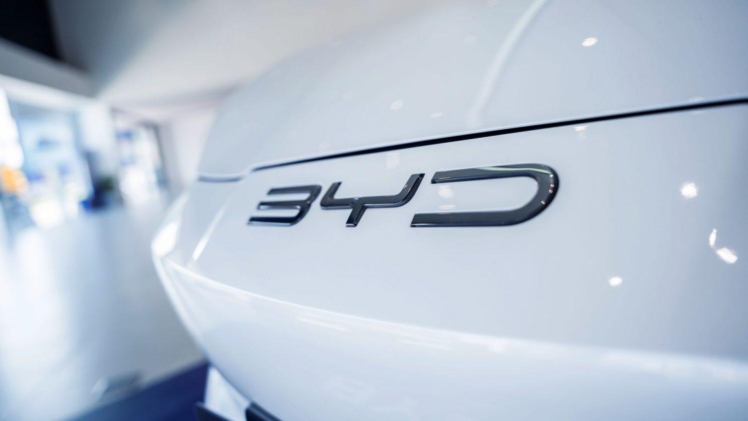 On Monday, shares of Chinese electric vehicle maker BYD tumbled nearly 8% after the company reported a 30% drop in quarterly profit.