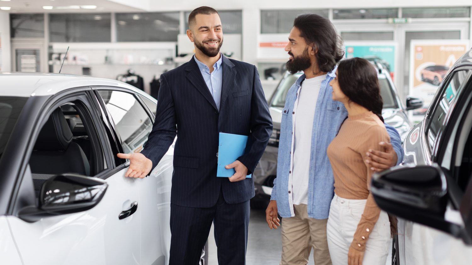 September U.S. light-vehicle sales rise 3.5% as BEVs hit a record 11.8% market share, driven by last-minute EV tax credit purchases.