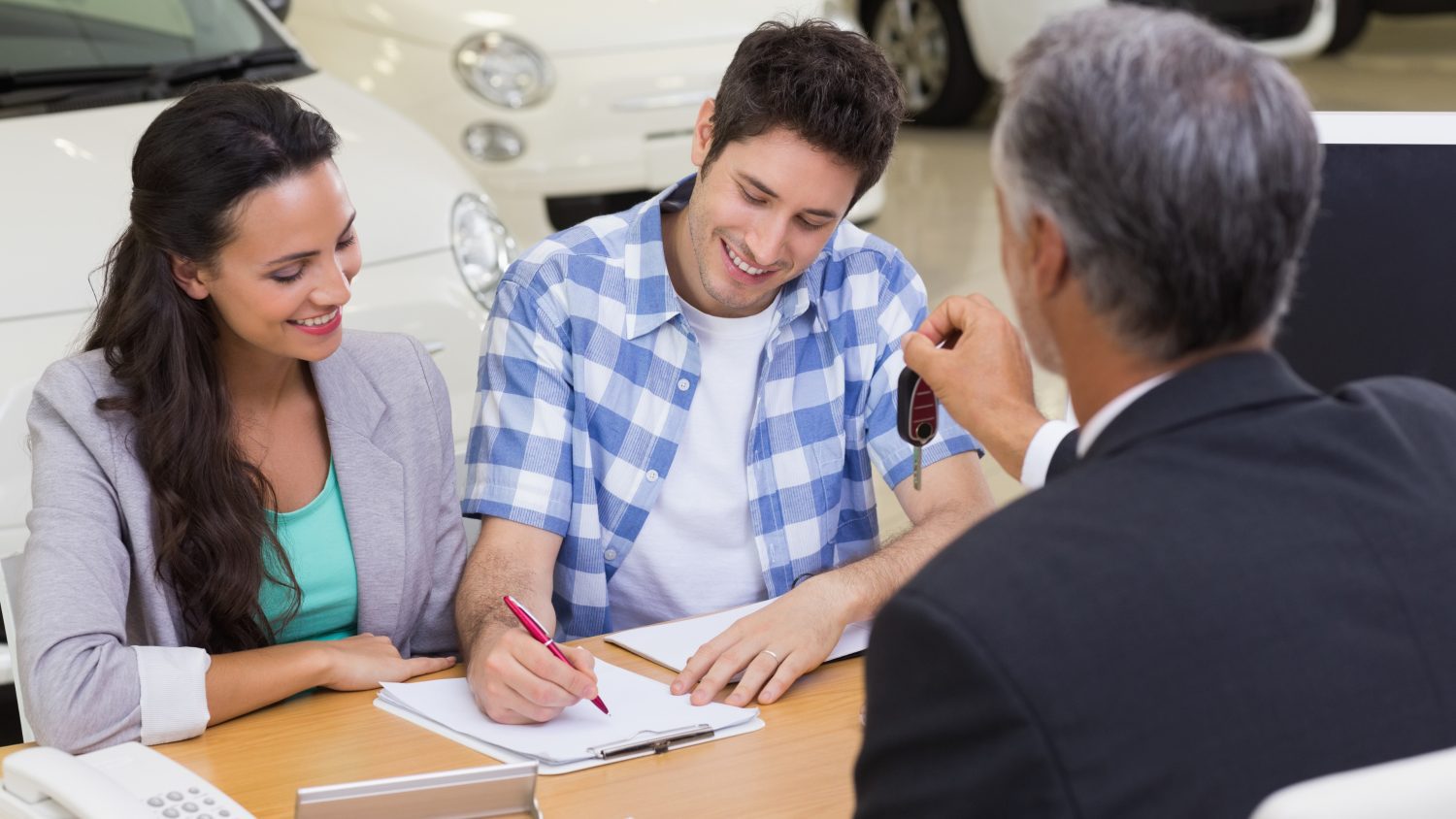 Amazon Autos adds Chase, Santander, and Wells Fargo, letting customers compare and apply for auto loans online with dealer vehicles.