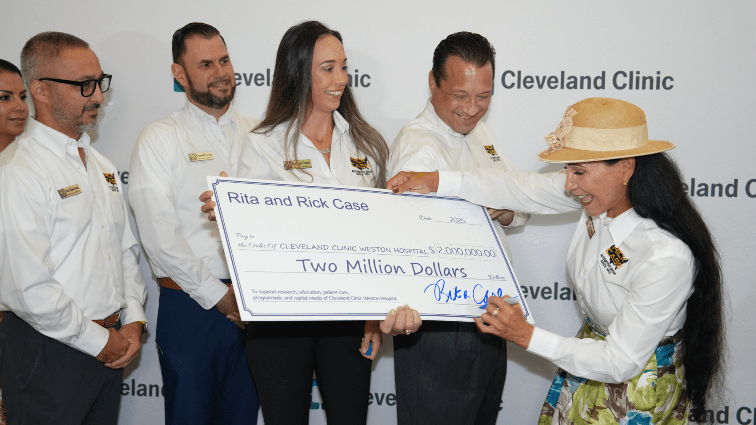 Rita Case donates $2 Million to Cleveland Clinic Weston Hospital and unveils the Rita and Rick Case Corridor