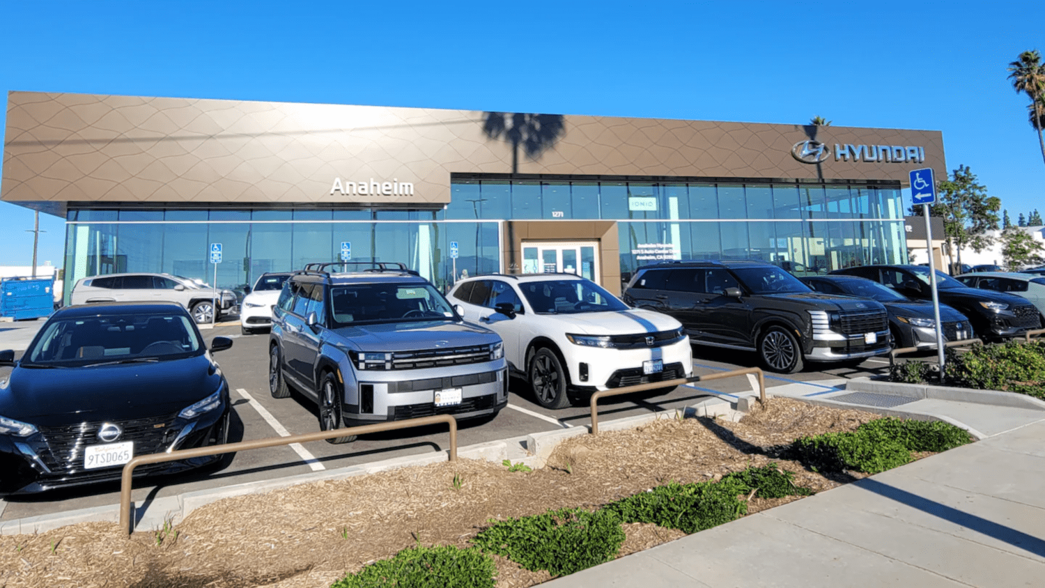 Lithia Motors acquires three Hyundai dealerships in Southern California from Nouri/Shaver Automotive Group.