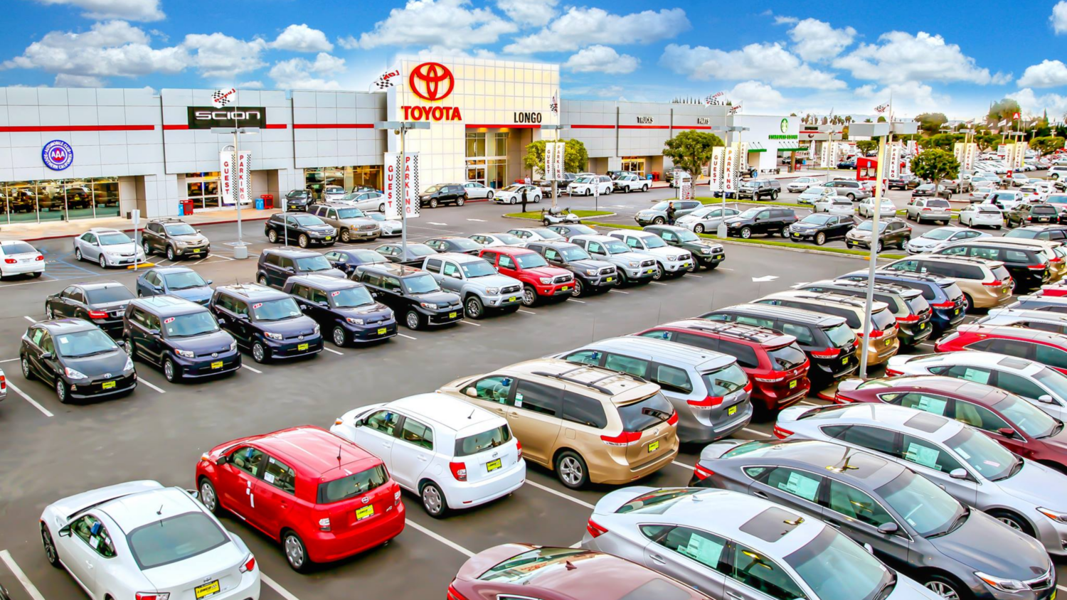 PENSKE AUTOMOTIVE GROUP INCREASES PRESENCE IN CALIFORNIA AND TEXAS