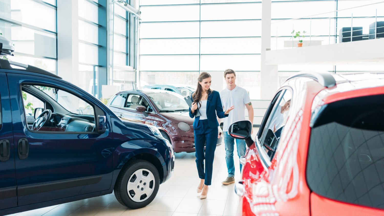 For the first time in more than three years, car buyers’ satisfaction with the ease of purchase process has fallen below 70%, according to CDK.