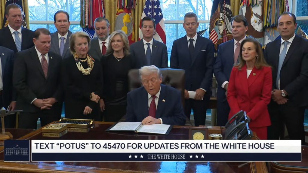 Trump administration proposes easing 2031 fuel economy rules, giving automakers flexibility while drawing criticism from environmental groups.