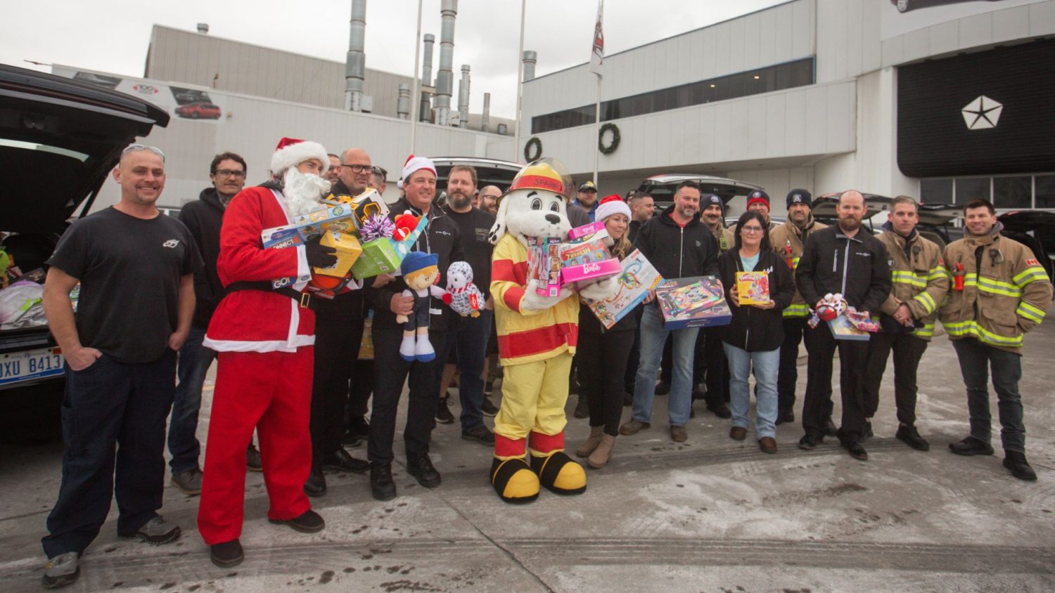 Stellantis Windsor employees donate $18,000 in toys to Sparky’s Toy Drive, supporting 1,200 families during the 2025 holiday season.
