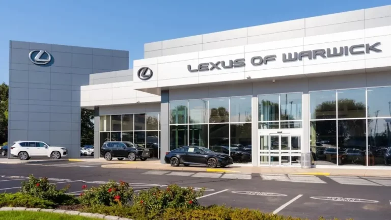 Lexus of Warwick
