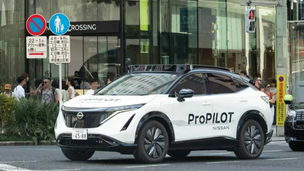 Nissan, Uber in final talks to deploy autonomous ride-hailing vehicles by 2027