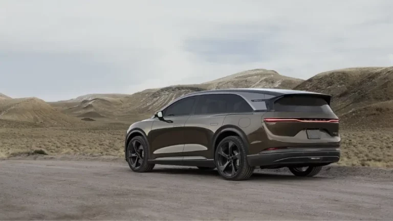 Lucid Gravity SUV recognized as the 2026 World Luxury Car of the Year