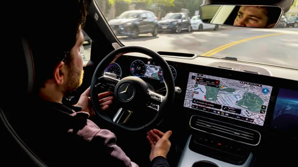 Mercedes-Benz to roll out urban assisted driving in Germany by end of 2026