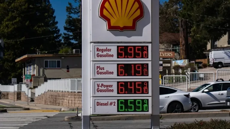 The federal gas tax debate exposes a bigger scam