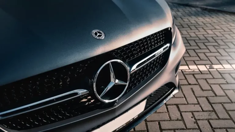 Mercedes-Benz beats Q2 earnings expectations despite China sales slump